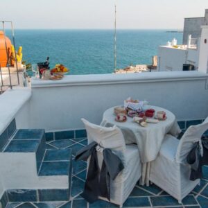 Goditi una Vacanza Indimenticabile al Anna’s Rose Holiday Home di Monopoli!