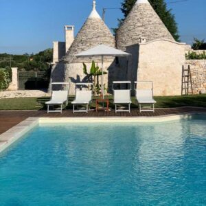 Un’Esperienza di Lusso nella Rivelazione del Borgo d’Itria: Soggiorna al Monopoli Resort!