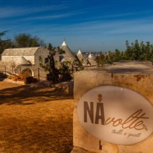 Navolte Trulli, Quiete e Locorotondo: La Pace e la Magia delle Case Vacanze Pugliesi