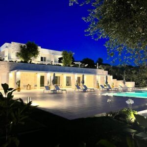 Esperienza di Lusso Unica a Cisternino: Scopri l’Essenza Relais Contemporaneo, Bed & Breakfast!