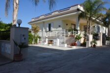 Ritrova la Pace a Dimora Santa Caterina: Appartamento di Lusso a Conversano!