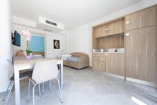 Residence Mattinata: Hotel Residence Torre Del Porto