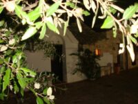 Agli Ospiti Piace Molto Passeggiare Per Il Quartiere! Castellana Grotte: Fontana Vecchia B&B