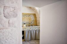 Esperienza Unica a Borgo Santa Clara: Appartamenti e Cisternino nel Cuore della Puglia