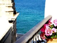 Goditi una Vacanza Indimenticabile al Anna’s Rose Holiday Home di Monopoli!