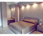 Scopri la Casa Kennedy: Un Appartamento di Lusso a Monopoli!