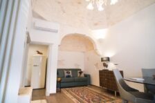 800s Home Luxury Rooms, Appartamento e Ostuni: Una Vacanza di Lusso in Puglia!
