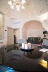 800s Home Luxury Rooms, Appartamento e Ostuni: Una Vacanza di Lusso in Puglia!