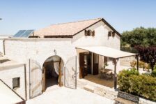 Vivi un’Esperienza Unica nei Trulli di Alberobello: Nuova Aia Resort, Residence e Alberobello!