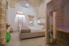 Goditi una Vacanza di Lusso a Filia Solis – Old Town SUITEs & SPA, Residence e Brindisi!
