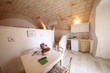 Scopri il Porto Di Ciccia’: Alloggia in un B&B o in un Appartamento a Monopoli!