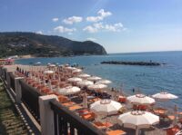 Fronte Spiaggia Mattinata: La Rotonda